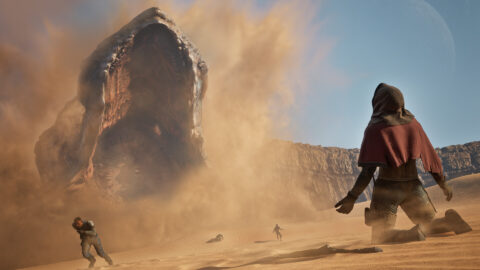 شخصية تواجه دودة رمل عملاقة في Dune: Awakening