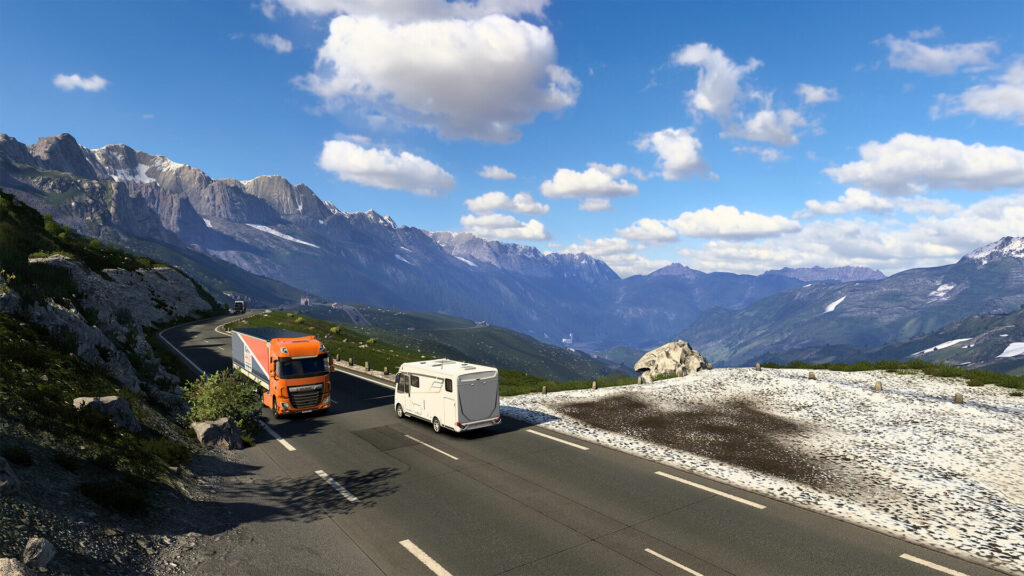 شاحنة تعبر طريقًا جبليًا في Euro Truck Simulator 2