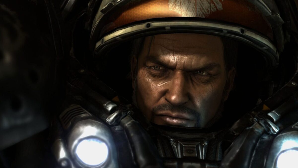 جيم رينور في فنّ StarCraft II، في إعلان StarCraft بعالم مفتوح